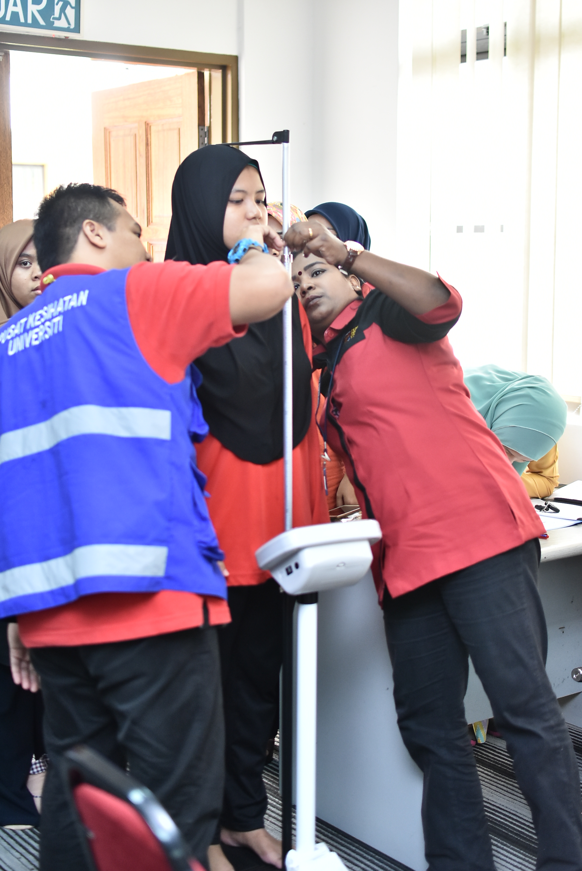 UKM 8996